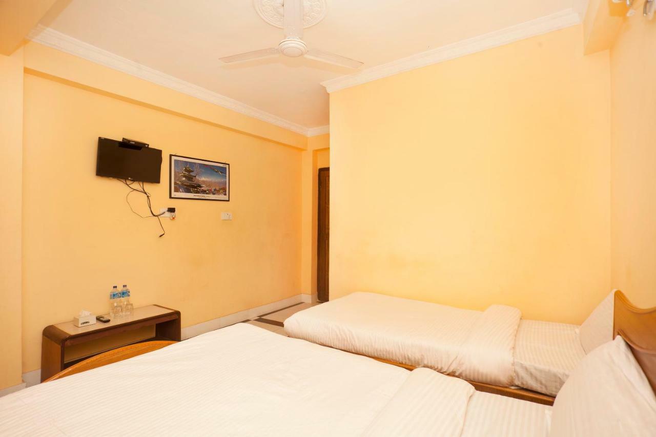 Spot On 397 Hotel Triveni Guest House Kathmandu Luaran gambar